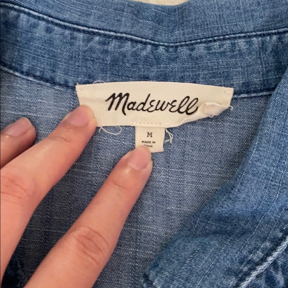 ⭐️Madewell Denim Seamed Button-Down Shirt - Picture 3 of 6
